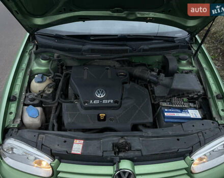 Зеленый Фольксваген Гольф, объемом двигателя 1.6 л и пробегом 210 тыс. км за 4200 $, фото 24 на Automoto.ua