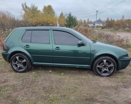 Зеленый Фольксваген Гольф, объемом двигателя 1.8 л и пробегом 230 тыс. км за 3800 $, фото 1 на Automoto.ua