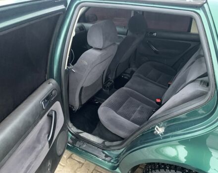 Зеленый Фольксваген Гольф, объемом двигателя 0 л и пробегом 310 тыс. км за 2800 $, фото 6 на Automoto.ua