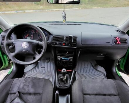 Зеленый Фольксваген Гольф, объемом двигателя 1.4 л и пробегом 200 тыс. км за 2850 $, фото 3 на Automoto.ua