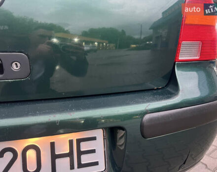 Зелений Фольксваген Гольф, об'ємом двигуна 1.39 л та пробігом 172 тис. км за 3500 $, фото 3 на Automoto.ua