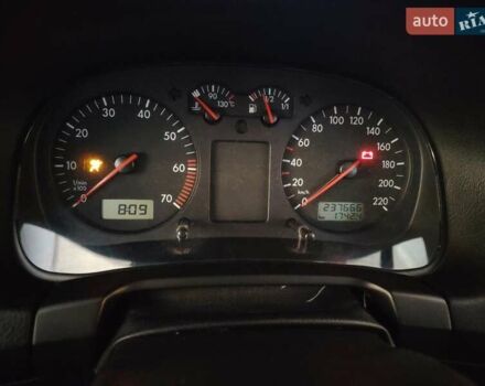 Зеленый Фольксваген Гольф, объемом двигателя 1.39 л и пробегом 237 тыс. км за 3970 $, фото 5 на Automoto.ua