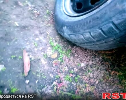 Зеленый Фольксваген Гольф, объемом двигателя 1.4 л и пробегом 320 тыс. км за 2299 $, фото 4 на Automoto.ua