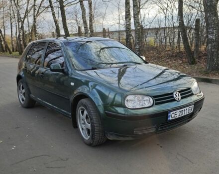 Зеленый Фольксваген Гольф, объемом двигателя 1.6 л и пробегом 255 тыс. км за 3800 $, фото 1 на Automoto.ua