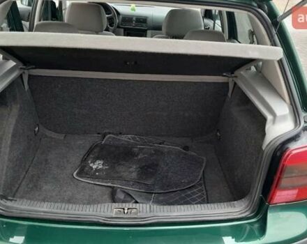 Зеленый Фольксваген Гольф, объемом двигателя 1.39 л и пробегом 170 тыс. км за 2999 $, фото 19 на Automoto.ua