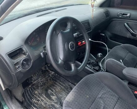 Зеленый Фольксваген Гольф, объемом двигателя 0 л и пробегом 310 тыс. км за 2800 $, фото 5 на Automoto.ua