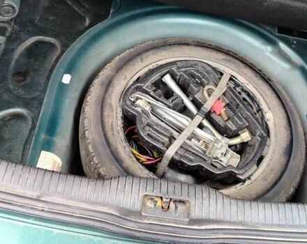 Зеленый Фольксваген Гольф, объемом двигателя 1.9 л и пробегом 331 тыс. км за 3000 $, фото 14 на Automoto.ua