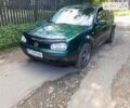 Зеленый Фольксваген Гольф, объемом двигателя 1.39 л и пробегом 250 тыс. км за 2750 $, фото 1 на Automoto.ua