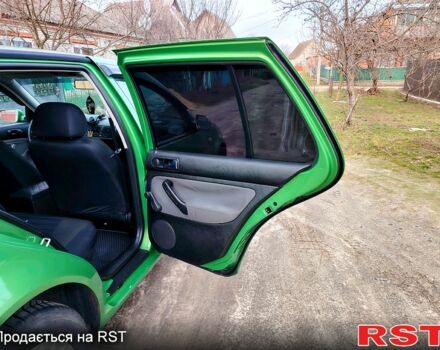 Зеленый Фольксваген Гольф, объемом двигателя 1.4 л и пробегом 237 тыс. км за 4199 $, фото 6 на Automoto.ua