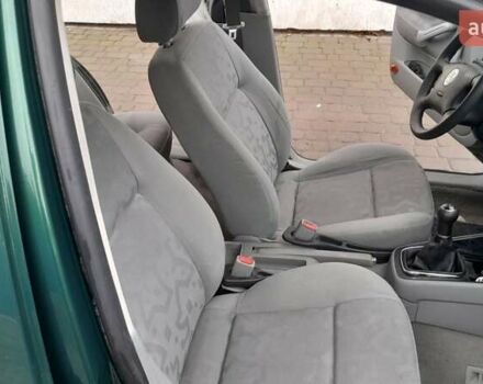 Зеленый Фольксваген Гольф, объемом двигателя 1.39 л и пробегом 170 тыс. км за 2999 $, фото 20 на Automoto.ua