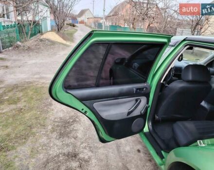Зеленый Фольксваген Гольф, объемом двигателя 1.39 л и пробегом 237 тыс. км за 3970 $, фото 10 на Automoto.ua