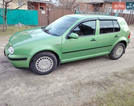 Зеленый Фольксваген Гольф, объемом двигателя 1.39 л и пробегом 237 тыс. км за 3970 $, фото 2 на Automoto.ua