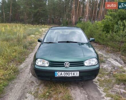 Зеленый Фольксваген Гольф, объемом двигателя 1.4 л и пробегом 326 тыс. км за 3800 $, фото 5 на Automoto.ua