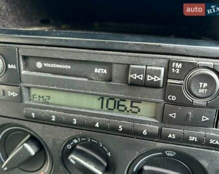 Зеленый Фольксваген Гольф, объемом двигателя 1.6 л и пробегом 226 тыс. км за 3600 $, фото 19 на Automoto.ua