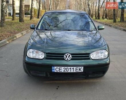 Зеленый Фольксваген Гольф, объемом двигателя 1.6 л и пробегом 255 тыс. км за 3800 $, фото 1 на Automoto.ua