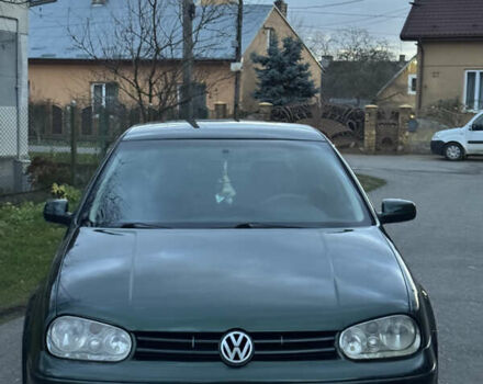 Зеленый Фольксваген Гольф, объемом двигателя 1.4 л и пробегом 366 тыс. км за 2850 $, фото 3 на Automoto.ua