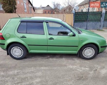 Зеленый Фольксваген Гольф, объемом двигателя 1.39 л и пробегом 237 тыс. км за 3970 $, фото 4 на Automoto.ua