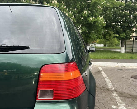 Зелений Фольксваген Гольф, об'ємом двигуна 1.39 л та пробігом 172 тис. км за 3500 $, фото 4 на Automoto.ua