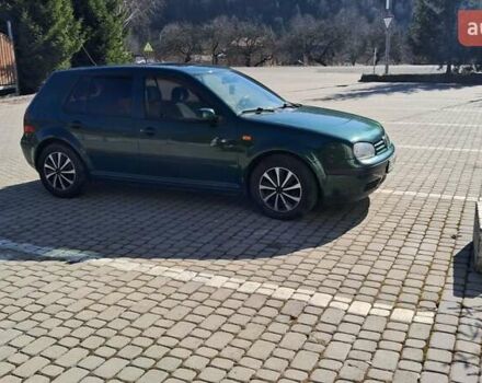 Зеленый Фольксваген Гольф, объемом двигателя 1.39 л и пробегом 227 тыс. км за 3500 $, фото 11 на Automoto.ua