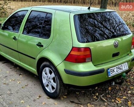 Зелений Фольксваген Гольф, об'ємом двигуна 1.6 л та пробігом 260 тис. км за 4400 $, фото 5 на Automoto.ua