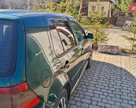 Зеленый Фольксваген Гольф, объемом двигателя 1.39 л и пробегом 227 тыс. км за 3500 $, фото 2 на Automoto.ua