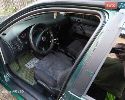 Фольксваген Гольф 1999 в Герце на Automoto.ua Зеленый Фольксваген Гольф, объемом двигателя 1.9 л и пробегом 426 тыс. км за 4200 $, фото 1 на Automoto.ua