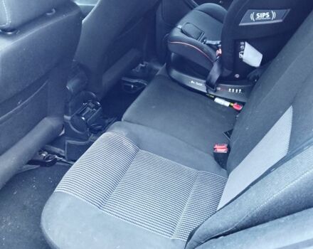 Зеленый Фольксваген Гольф, объемом двигателя 1.6 л и пробегом 345 тыс. км за 2200 $, фото 3 на Automoto.ua