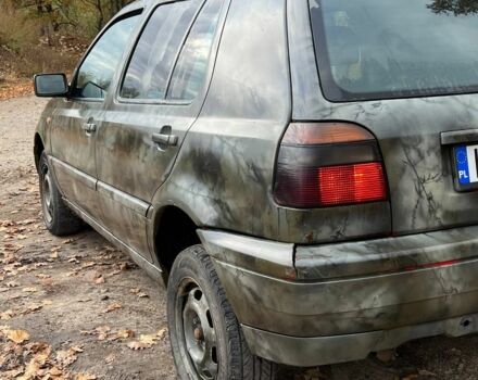 Зеленый Фольксваген Гольф, объемом двигателя 1.6 л и пробегом 120 тыс. км за 720 $, фото 4 на Automoto.ua