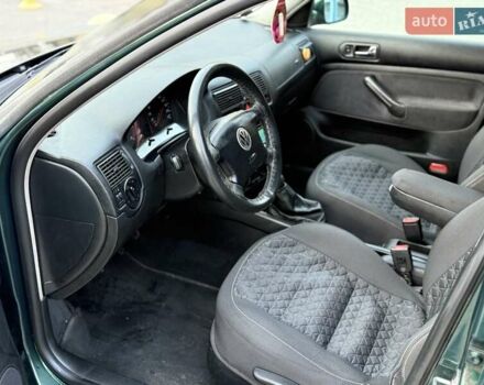 Фольксваген Гольф 1999 в Хмельницком на Automoto.ua Зеленый Фольксваген Гольф, объемом двигателя 1.39 л и пробегом 230 тыс. км за 3500 $, фото 14 на Automoto.ua