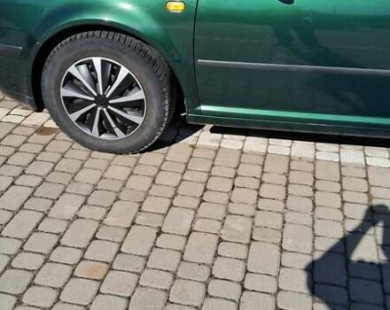 Зеленый Фольксваген Гольф, объемом двигателя 1.39 л и пробегом 227 тыс. км за 3500 $, фото 14 на Automoto.ua