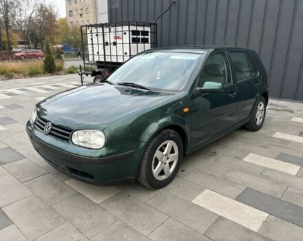 Зеленый Фольксваген Гольф, объемом двигателя 1.4 л и пробегом 217 тыс. км за 3200 $, фото 1 на Automoto.ua