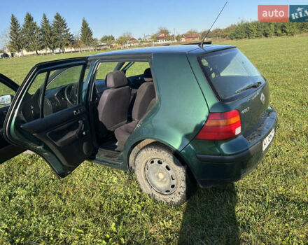 Фольксваген Гольф 1999 у Снятине на Automoto.ua Зелений Фольксваген Гольф, об'ємом двигуна 1.39 л та пробігом 300 тис. км за 2750 $, фото 19 на Automoto.ua