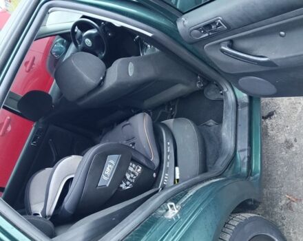 Зеленый Фольксваген Гольф, объемом двигателя 1.6 л и пробегом 345 тыс. км за 2200 $, фото 16 на Automoto.ua