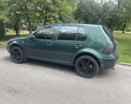 Зеленый Фольксваген Гольф, объемом двигателя 1.6 л и пробегом 345 тыс. км за 2200 $, фото 1 на Automoto.ua