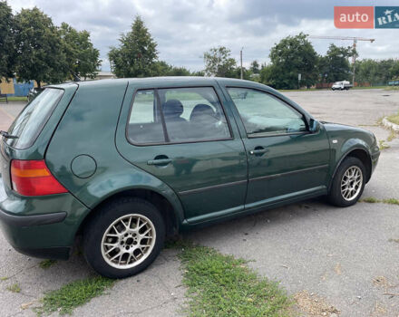 Зеленый Фольксваген Гольф, объемом двигателя 1.6 л и пробегом 230 тыс. км за 3500 $, фото 1 на Automoto.ua