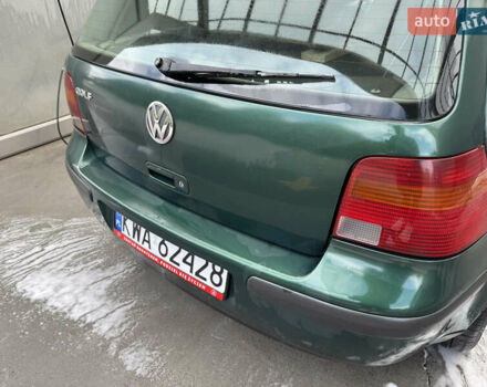 Зелений Фольксваген Гольф, об'ємом двигуна 1.9 л та пробігом 377 тис. км за 2200 $, фото 4 на Automoto.ua