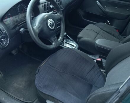 Зеленый Фольксваген Гольф, объемом двигателя 1.6 л и пробегом 345 тыс. км за 2200 $, фото 4 на Automoto.ua