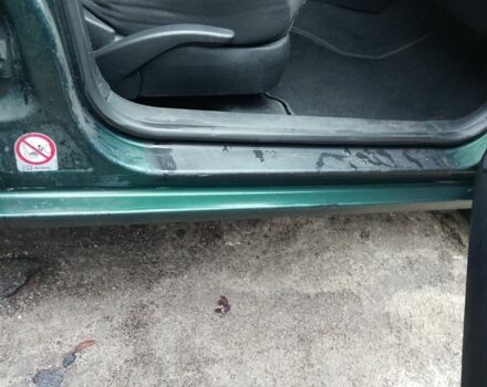 Зеленый Фольксваген Гольф, объемом двигателя 1.6 л и пробегом 345 тыс. км за 2200 $, фото 18 на Automoto.ua