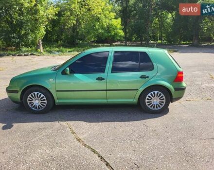Зеленый Фольксваген Гольф, объемом двигателя 1.6 л и пробегом 206 тыс. км за 4500 $, фото 5 на Automoto.ua