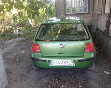 Зеленый Фольксваген Гольф, объемом двигателя 1.6 л и пробегом 268 тыс. км за 2874 $, фото 3 на Automoto.ua