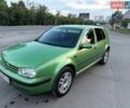 Зеленый Фольксваген Гольф, объемом двигателя 1.39 л и пробегом 220 тыс. км за 3499 $, фото 1 на Automoto.ua