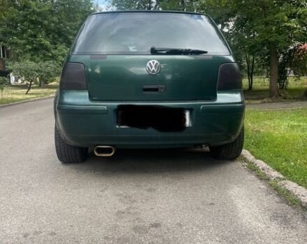 Зеленый Фольксваген Гольф, объемом двигателя 1.6 л и пробегом 345 тыс. км за 2200 $, фото 2 на Automoto.ua