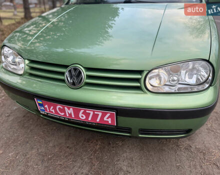 Зеленый Фольксваген Гольф, объемом двигателя 1.39 л и пробегом 160 тыс. км за 4499 $, фото 5 на Automoto.ua