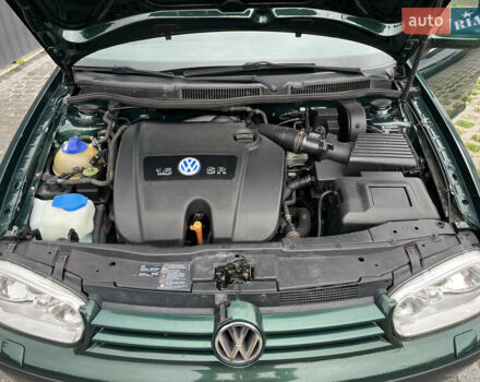 Зеленый Фольксваген Гольф, объемом двигателя 1.6 л и пробегом 221 тыс. км за 5200 $, фото 36 на Automoto.ua