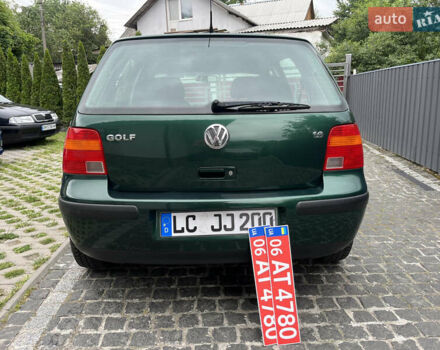 Зеленый Фольксваген Гольф, объемом двигателя 1.6 л и пробегом 221 тыс. км за 5200 $, фото 9 на Automoto.ua
