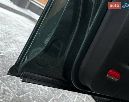 Зеленый Фольксваген Гольф, объемом двигателя 1.39 л и пробегом 300 тыс. км за 2950 $, фото 31 на Automoto.ua