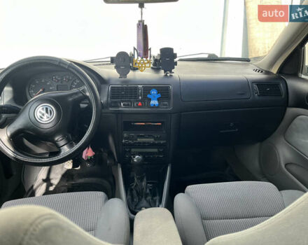 Зеленый Фольксваген Гольф, объемом двигателя 1.6 л и пробегом 198 тыс. км за 2999 $, фото 3 на Automoto.ua