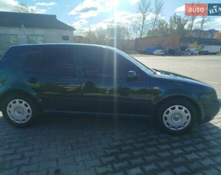 Фольксваген Гольф 2000 в Коломые на Automoto.ua Зеленый Фольксваген Гольф, объемом двигателя 1.6 л и пробегом 307 тыс. км за 4200 $, фото 2 на Automoto.ua