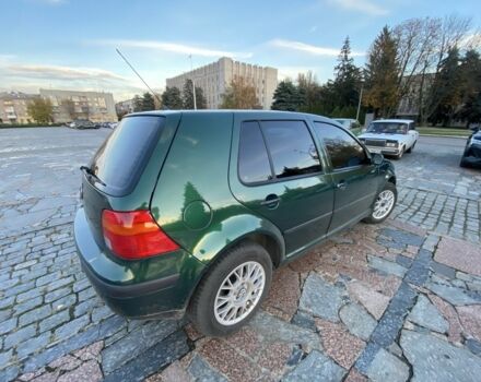 Зеленый Фольксваген Гольф, объемом двигателя 1.4 л и пробегом 288 тыс. км за 3800 $, фото 2 на Automoto.ua