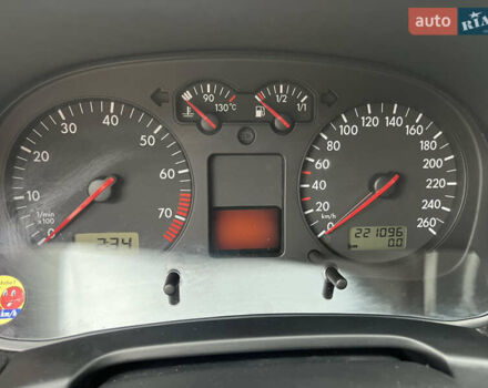 Зеленый Фольксваген Гольф, объемом двигателя 1.6 л и пробегом 221 тыс. км за 5200 $, фото 35 на Automoto.ua